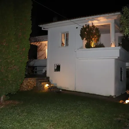 Meteora View كالامباكا